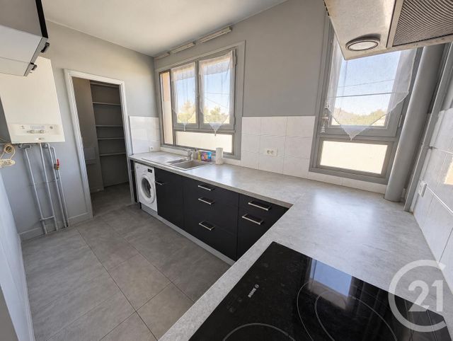 Appartement à vendre - 2 pièces - 54.21 m2 - LIVRY GARGAN - 93 - ILE-DE-FRANCE - Century 21 Agence Du Cèdre