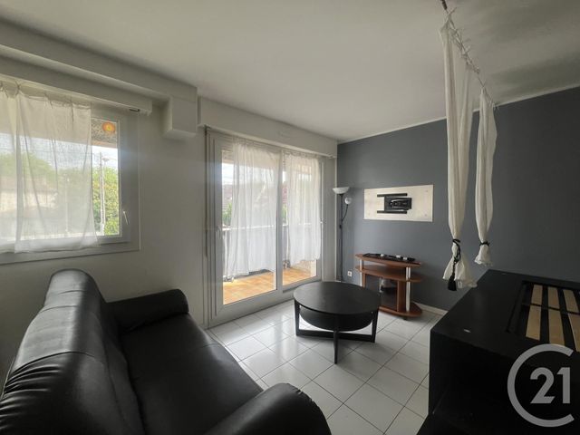 Appartement F1 à louer - 1 pièce - 34.0 m2 - COUBRON - 93 - ILE-DE-FRANCE - Century 21 Agence Du Cèdre