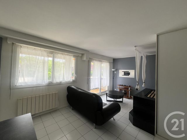 Appartement F1 à louer - 1 pièce - 34.0 m2 - COUBRON - 93 - ILE-DE-FRANCE - Century 21 Agence Du Cèdre