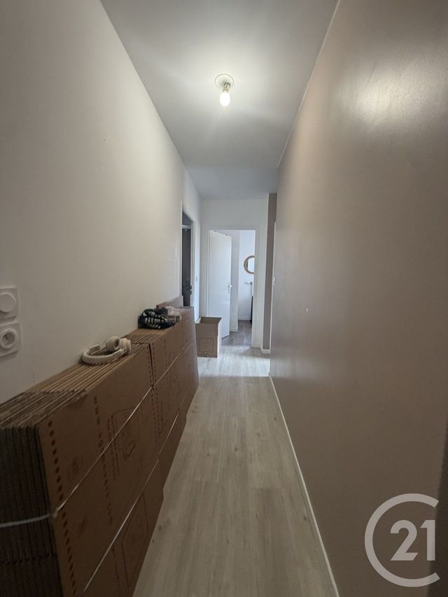 Appartement F4 à louer - 4 pièces - 81.9 m2 - MONTFERMEIL - 93 - ILE-DE-FRANCE - Century 21 Agence Du Cèdre