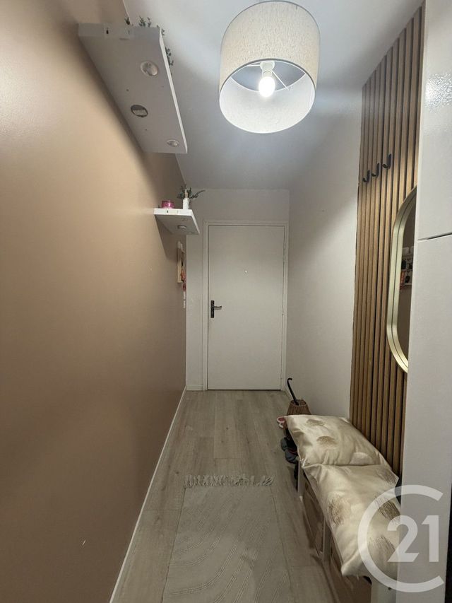 Appartement F4 à louer - 4 pièces - 81.9 m2 - MONTFERMEIL - 93 - ILE-DE-FRANCE - Century 21 Agence Du Cèdre