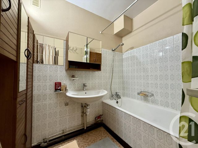 Appartement F4 à vendre - 4 pièces - 76.93 m2 - LIVRY GARGAN - 93 - ILE-DE-FRANCE - Century 21 Agence Du Cèdre