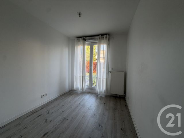 Appartement F4 à louer - 4 pièces - 80.5 m2 - LIVRY GARGAN - 93 - ILE-DE-FRANCE - Century 21 Agence Du Cèdre