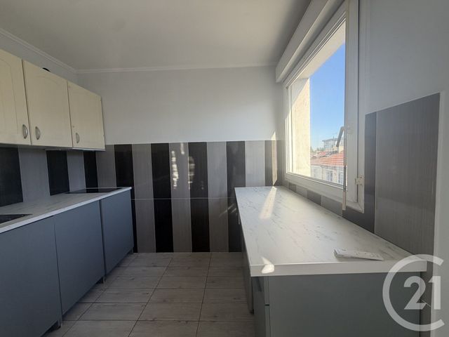 Appartement F1 à louer - 1 pièce - 29.21 m2 - LIVRY GARGAN - 93 - ILE-DE-FRANCE - Century 21 Agence Du Cèdre
