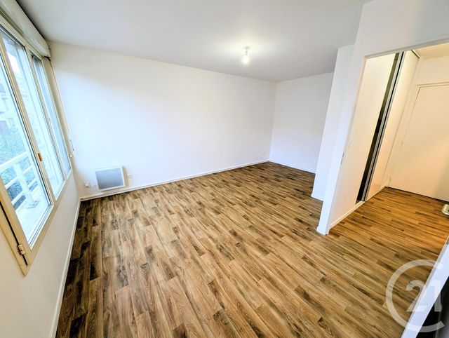 Appartement F1 à louer - 1 pièce - 29.58 m2 - LIVRY GARGAN - 93 - ILE-DE-FRANCE - Century 21 Agence Du Cèdre