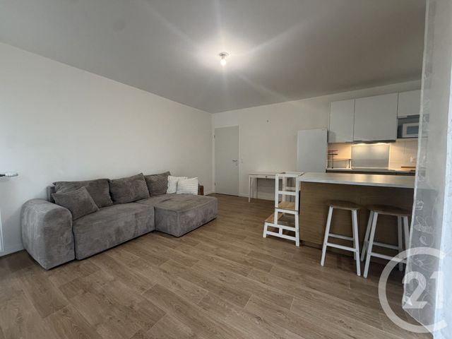 Appartement F3 à louer - 3 pièces - 66.73 m2 - CLICHY SOUS BOIS - 93 - ILE-DE-FRANCE - Century 21 Agence Du Cèdre