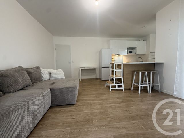 Appartement F3 à louer - 3 pièces - 66.73 m2 - CLICHY SOUS BOIS - 93 - ILE-DE-FRANCE - Century 21 Agence Du Cèdre