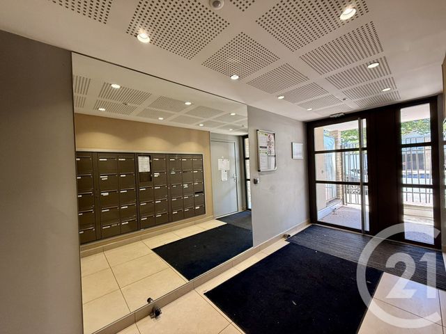 Appartement Studio à louer - 1 pièce - 27.18 m2 - LIVRY GARGAN - 93 - ILE-DE-FRANCE - Century 21 Agence Du Cèdre