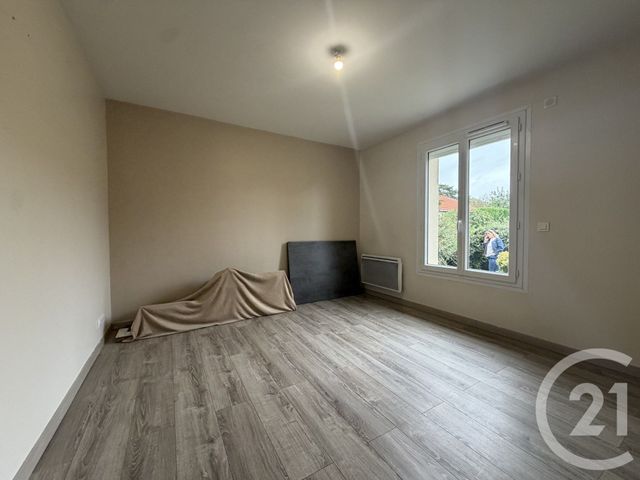 maison à louer - 3 pièces - 60.12 m2 - MONTFERMEIL - 93 - ILE-DE-FRANCE - Century 21 Agence Du Cèdre